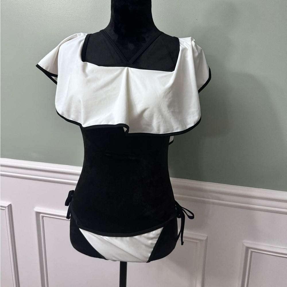 Black & White Ruffle Two-Piece Swimsuit